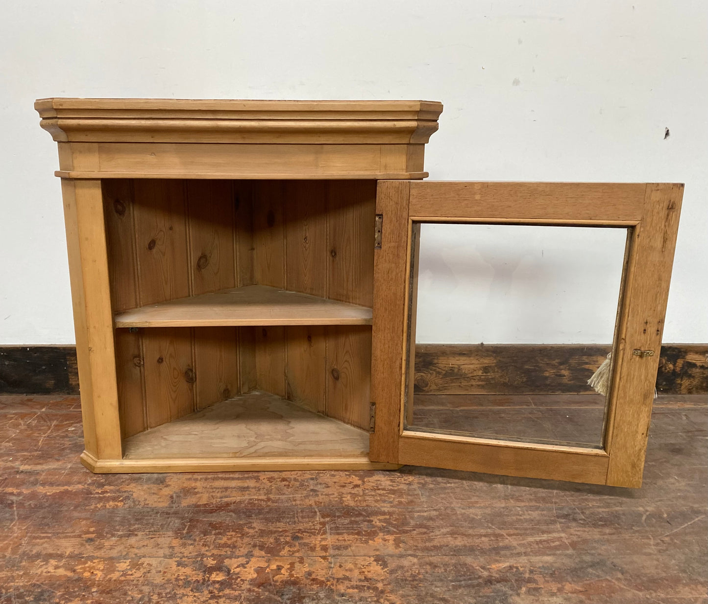 Large Corner Cabinet In Antique Pine