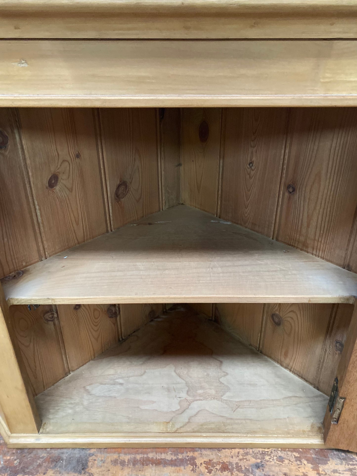 Large Corner Cabinet In Antique Pine