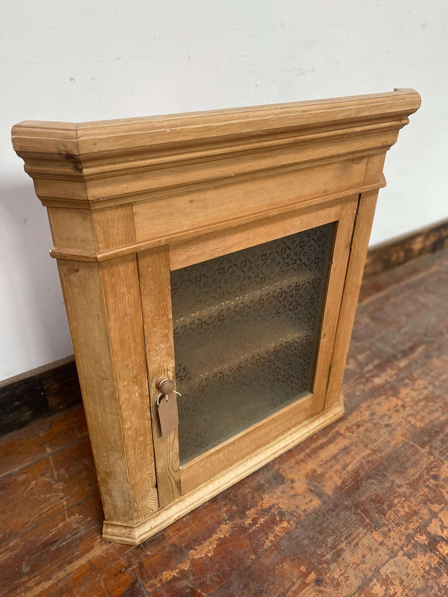 Corner Cabinet In Antique Pine