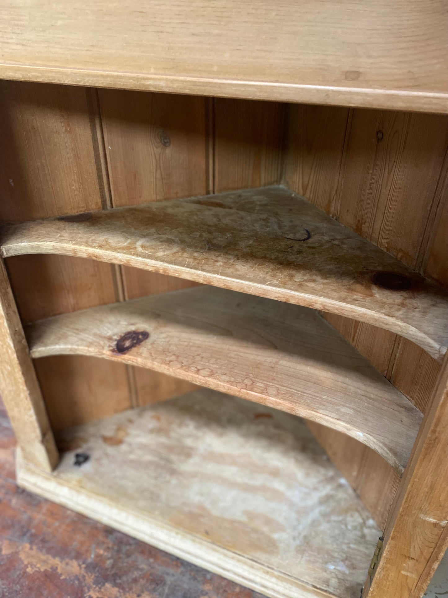 Corner Cabinet In Antique Pine