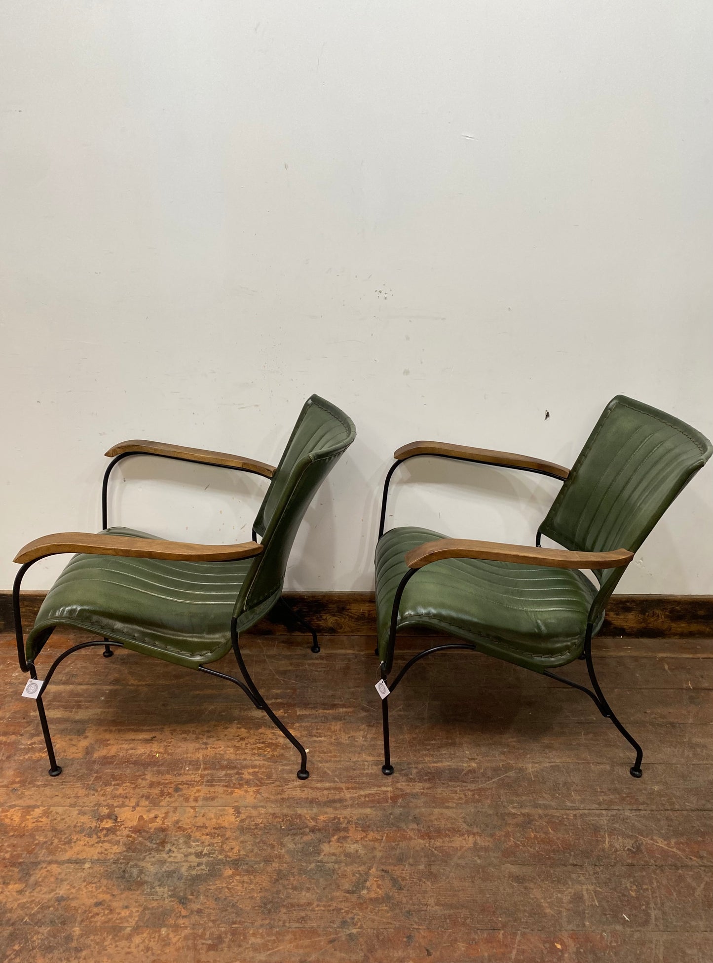 Pair of vintage style reclined leather armchairs (green)