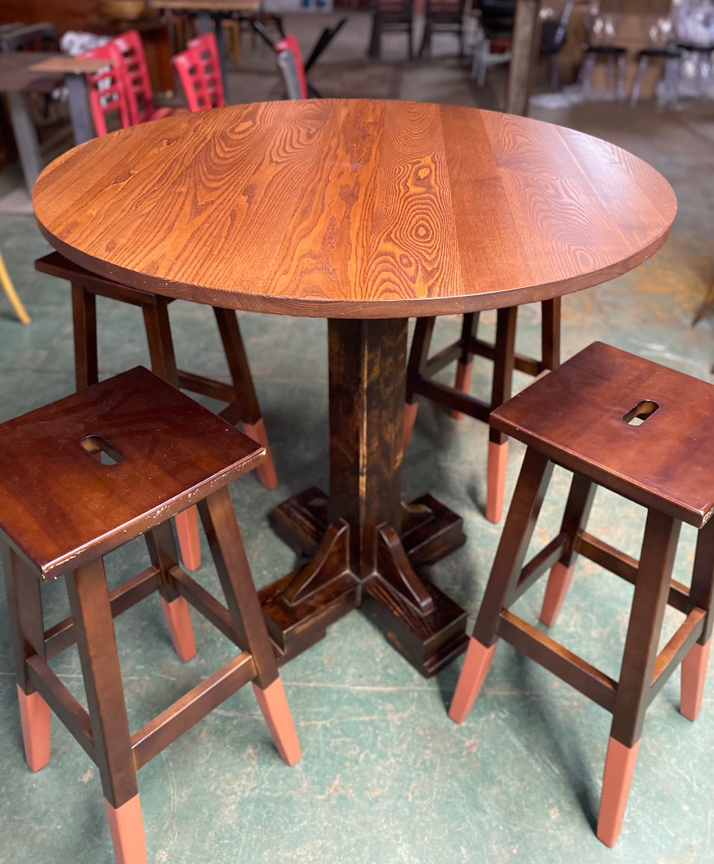 Poseur table & bar stools