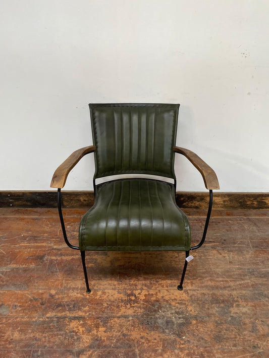 Vintage style reclined leather armchair (forest green)