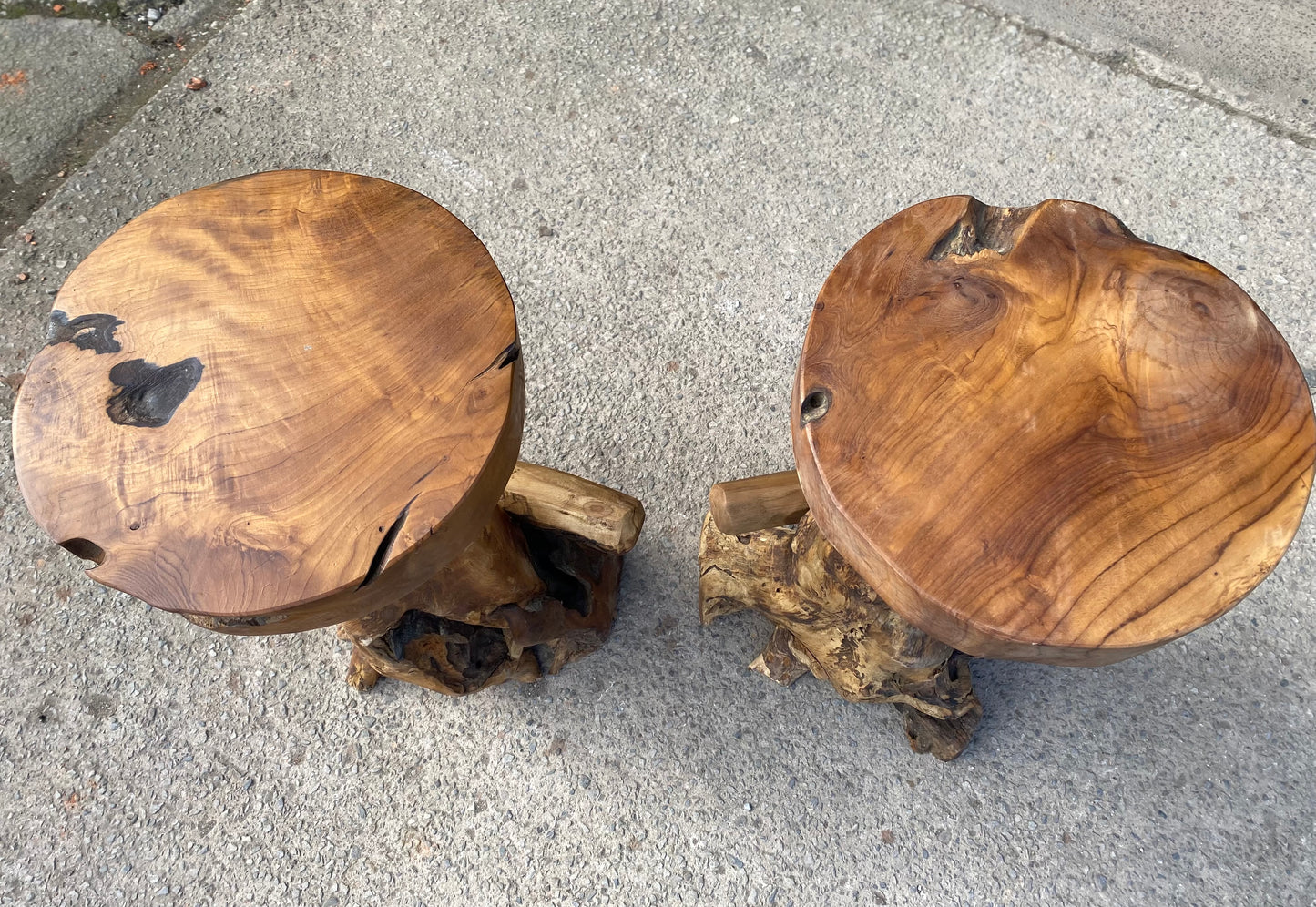 Root wood bar unit & pair of stools