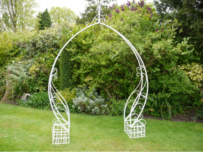 Large garden arch with planters (new)